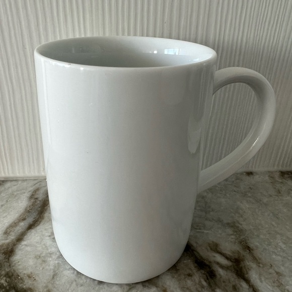 Home Kitchen Crate&Barrel Coffee/ Tea Mugs - Picture 8 of 8